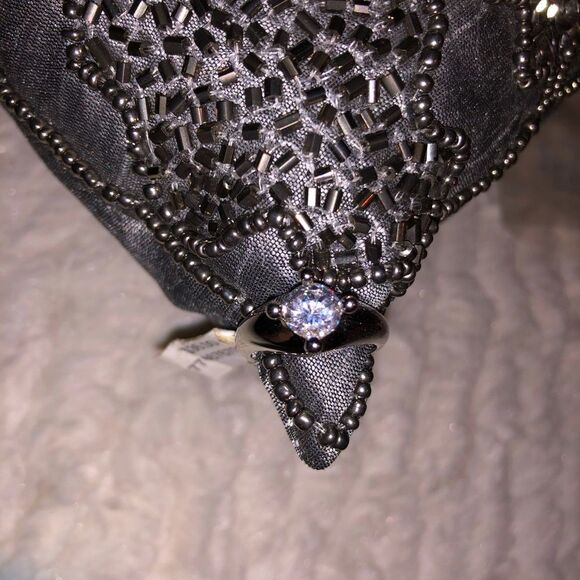 Fifth Avenue Collection | Size 7 Ring - Picture 1 of 3